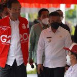 Presiden tinjau vaksinasi di Palu