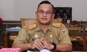 1 Agustus, Mulai Pasang Bendera