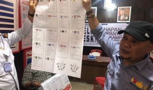 surat suara