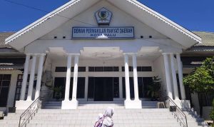 dprd palu