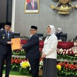 tutup