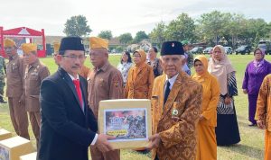 HUT TNI